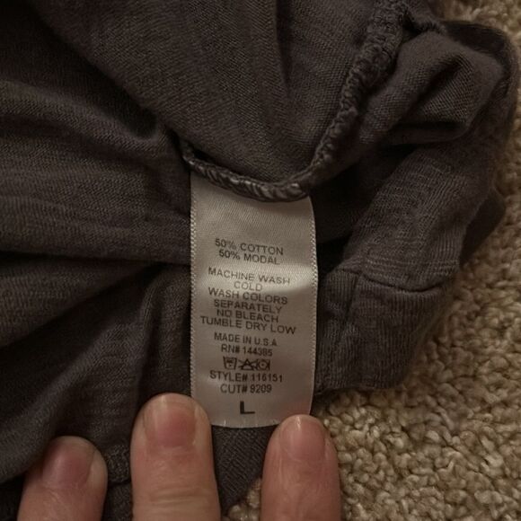 American Able grey knit tank with keyhole front detail Size L - Picture 4 of 5
